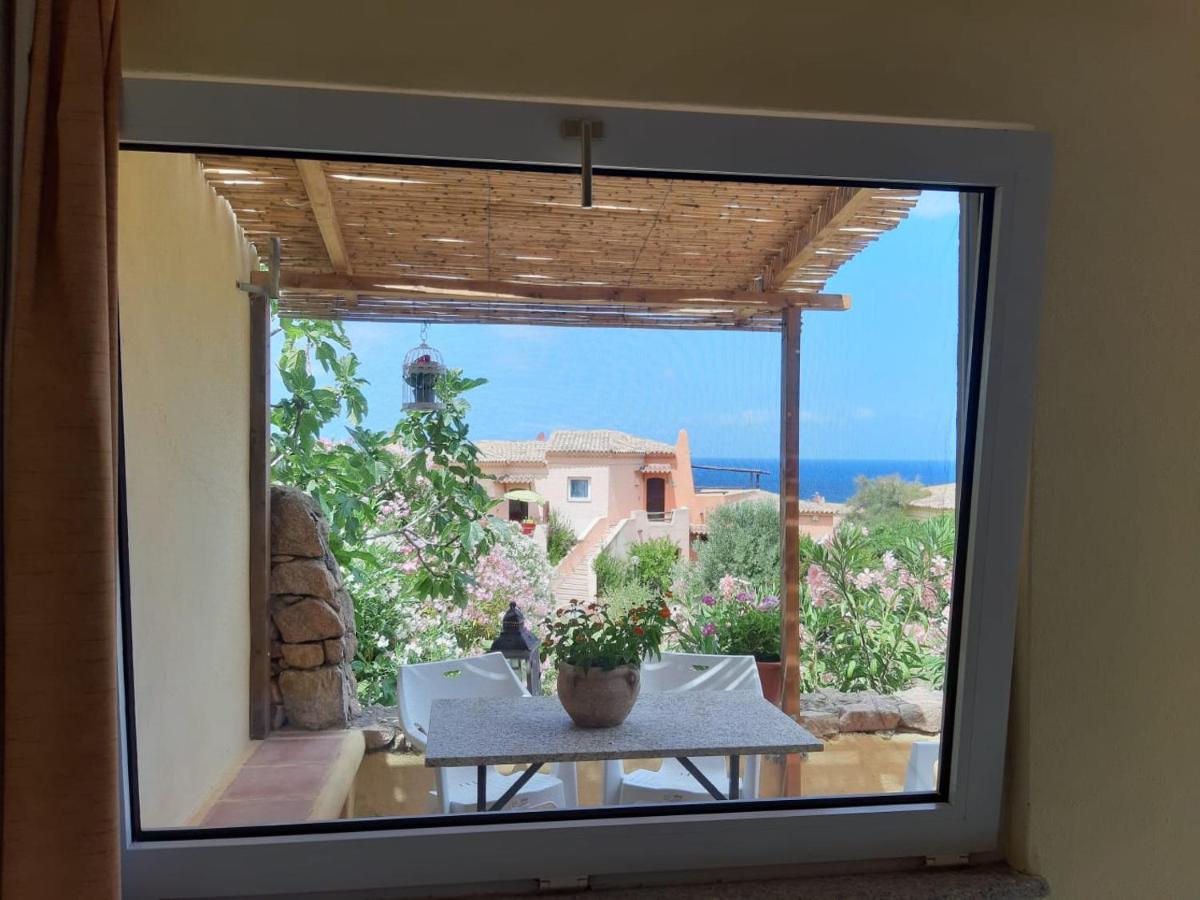 Appartamento Panoramico Calarossa Sardegna อิโซลา โรสซา ภายนอก รูปภาพ