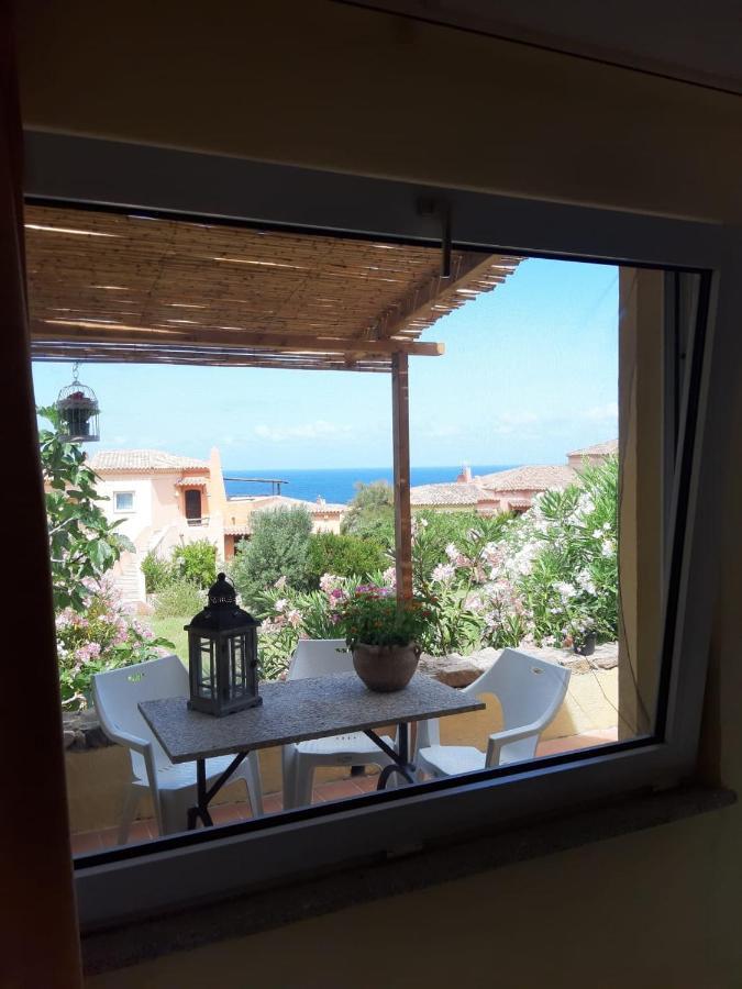 Appartamento Panoramico Calarossa Sardegna อิโซลา โรสซา ภายนอก รูปภาพ